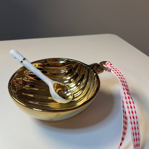 Pampa Bay Other - Pampa Bay Get Gifty Christmas Tree Ornament Shaped Serving Bowl with spoon, gold